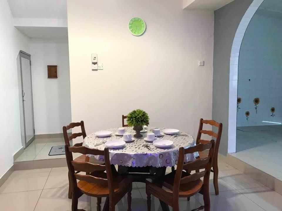 Ipoh Comfortable Homestay Pasir Puteh By Sy Homestay Екстер'єр фото